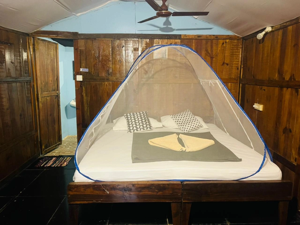 Garden View Non-Ac Hut Bedroom