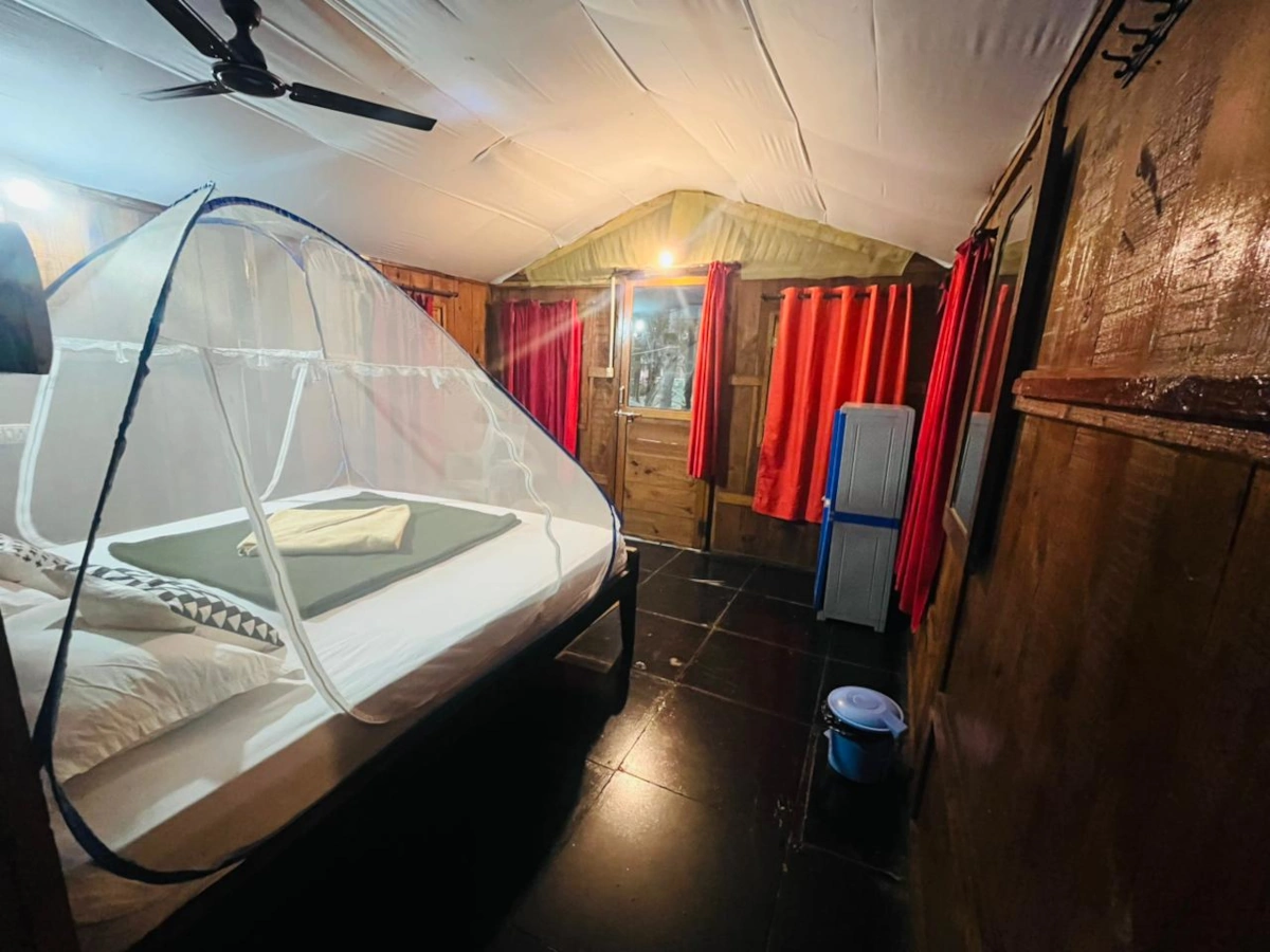 Garden View Non-Ac Hut Bedroom