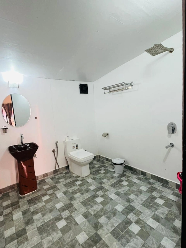 Seafront Elevated Beach Hut Bathroom