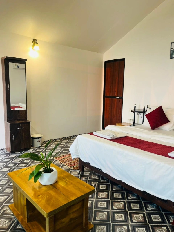 Seafront Elevated Beach Hut Bedroom