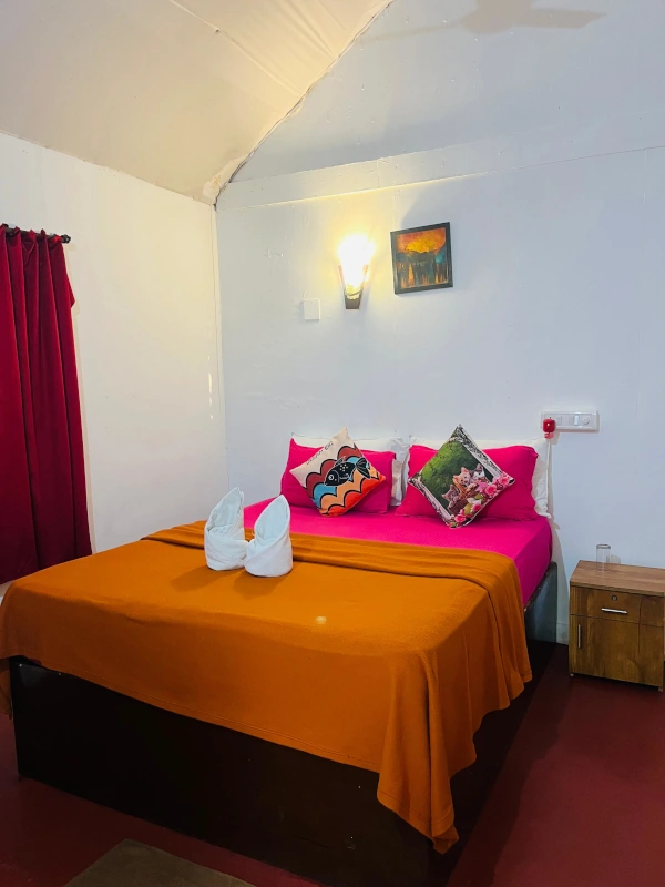 Garden view beach hut