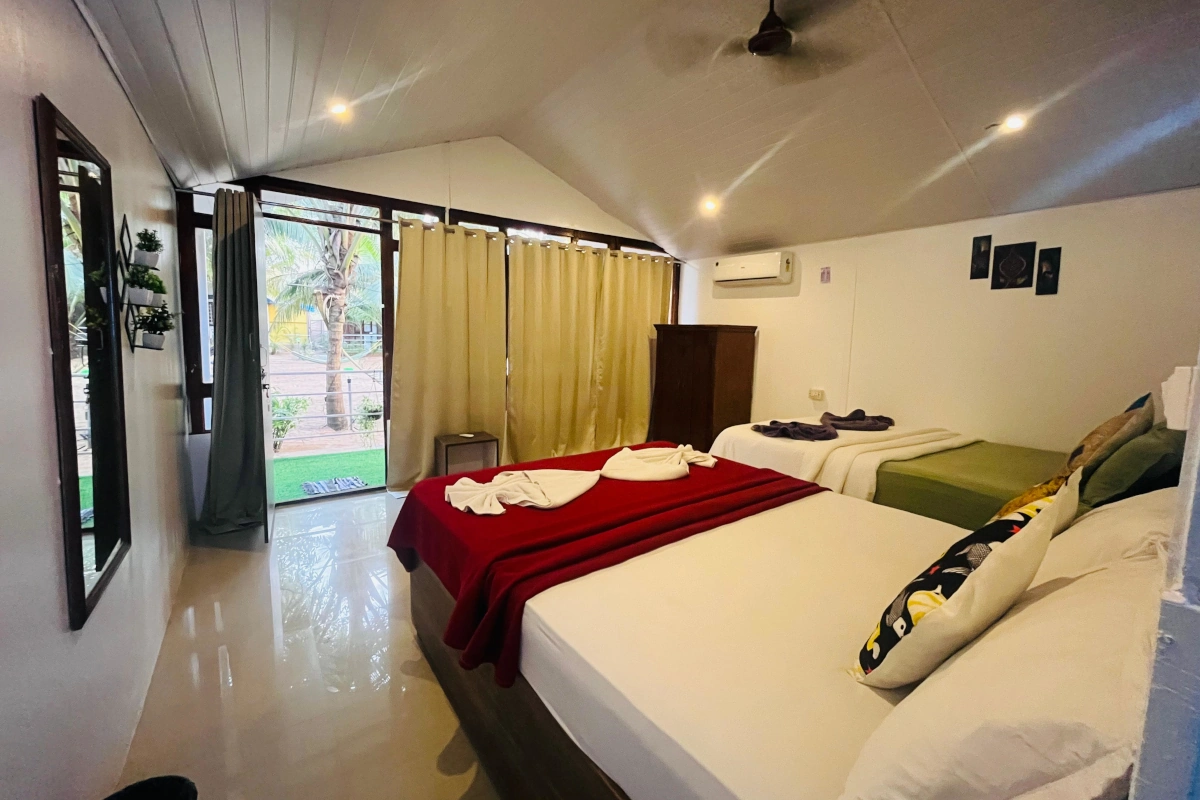 Side Sea View Beach hut